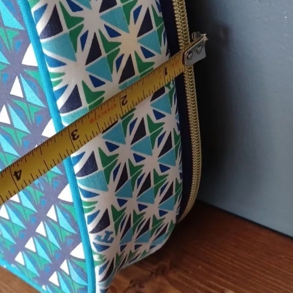 TORY BURCH X NEIMAN MARCUS X TARGET Blue Kaleidoscope Lunch Box Bag - Picture 13 of 16